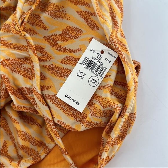 Aerie twist front cut out swimsuit - Small long - Picture 9 of 9